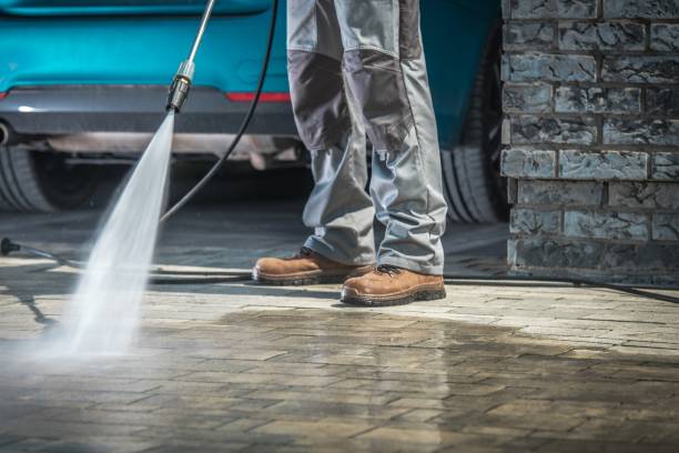 Best Graffiti Removal  in Flying Hills, PA